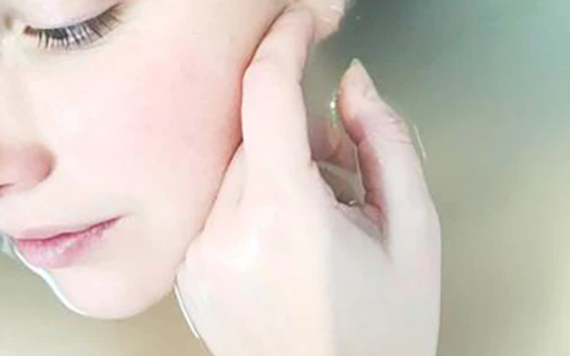 Kukui Oil in Skincare: What to Know