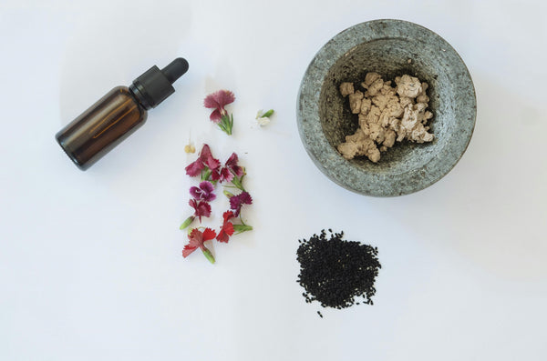 Gentle Face-Cleansing Habits for Any Time of Year
